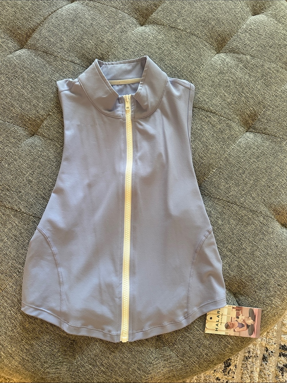 HALARA Lilac Zip-Front Sleeveless Active Top